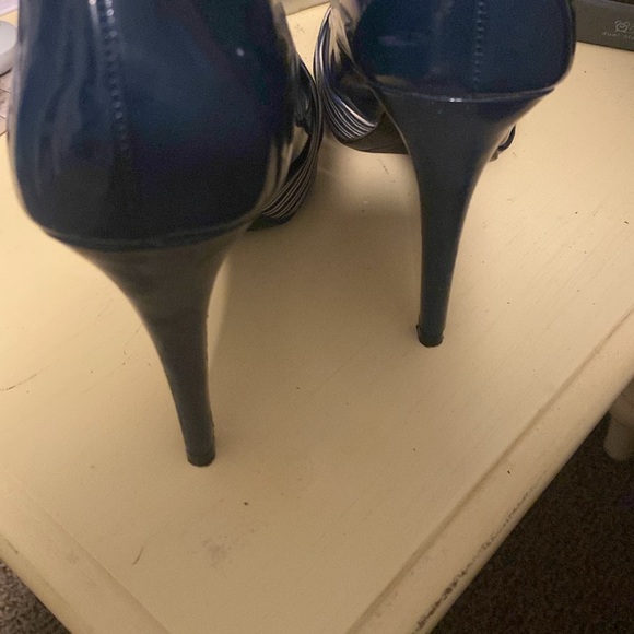 Wore once - Picture 4 of 7